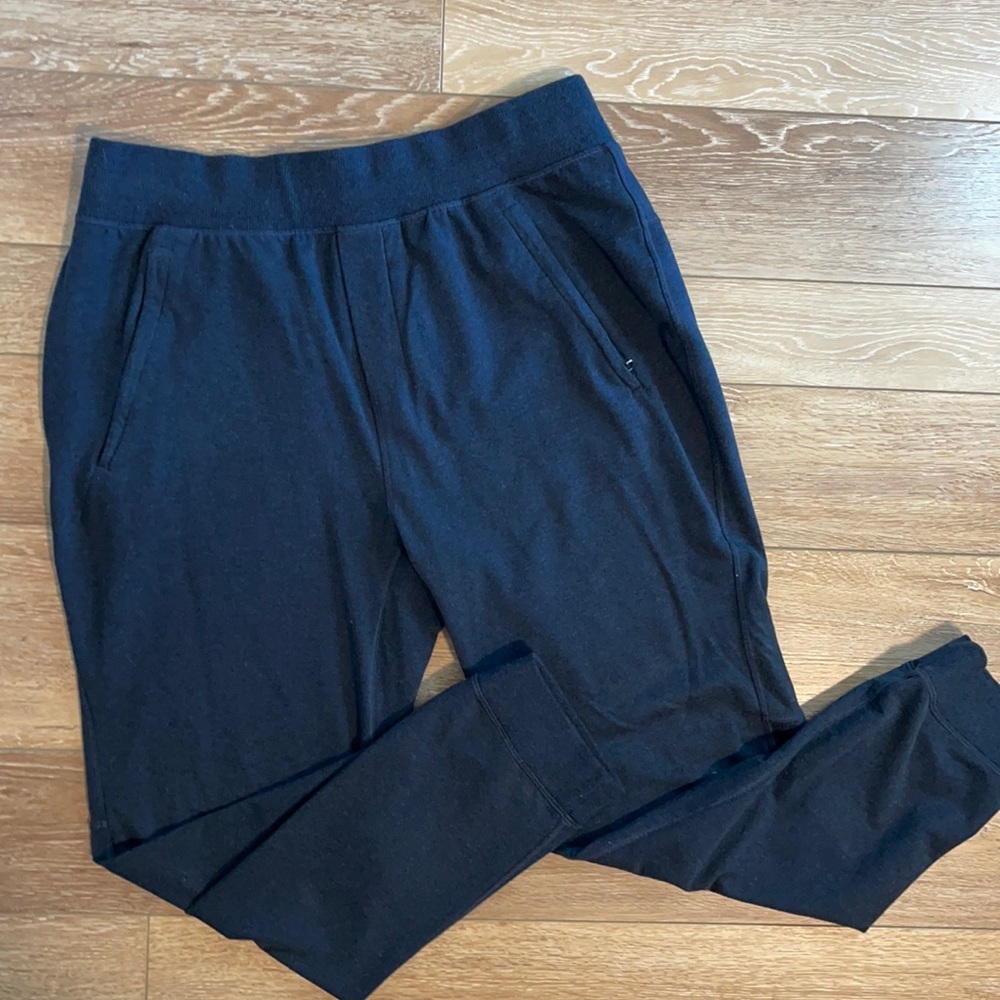 Men's XL Lululemon jogger pants